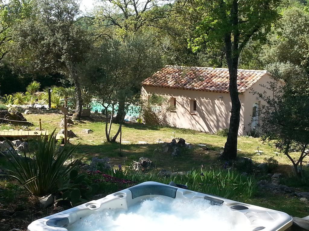 Villa Bastide Cigaline Le Beausset Exterior foto